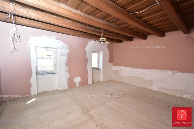 Hirdetés fotója