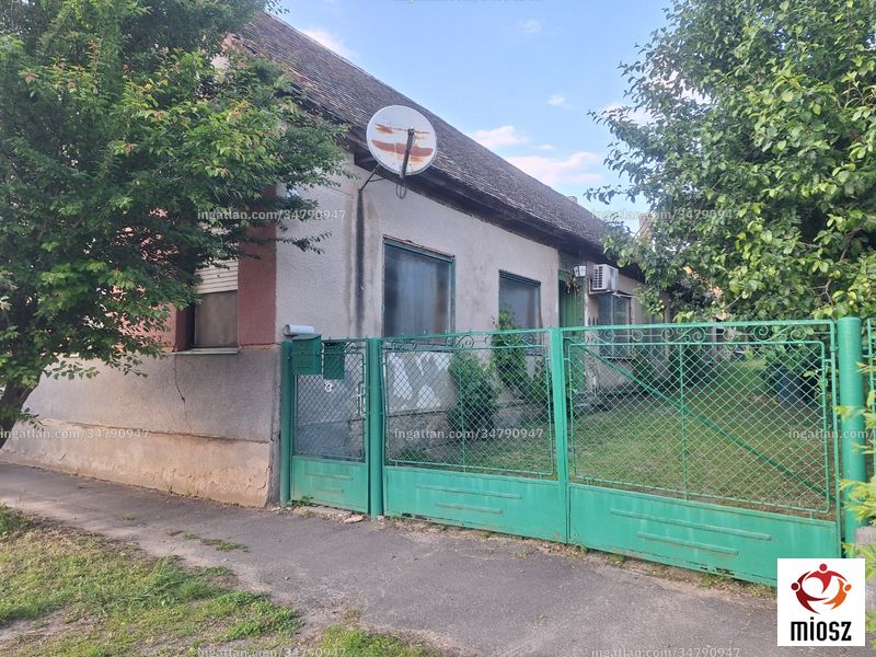 Hirdetés fotója