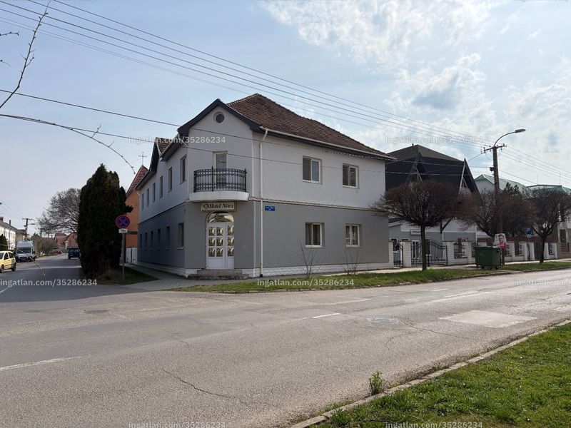 Listing photo