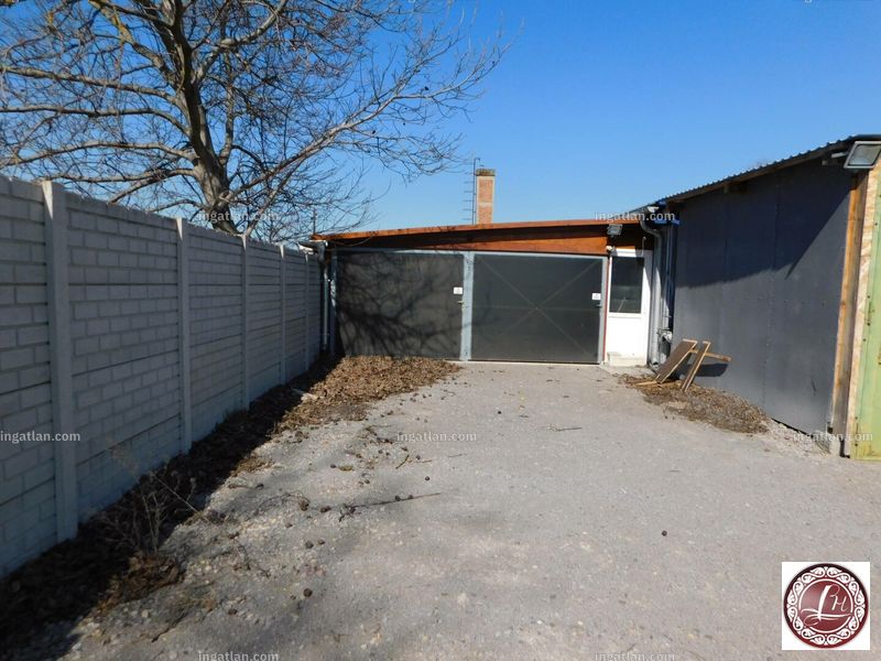 Hirdetés fotója