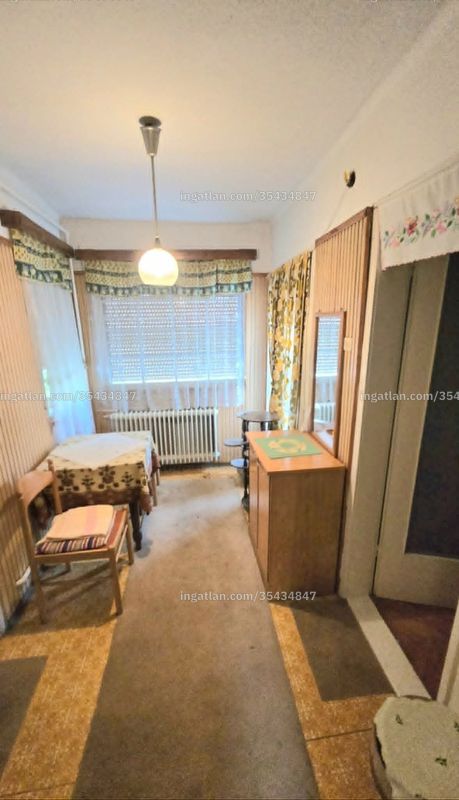 Hirdetés fotója