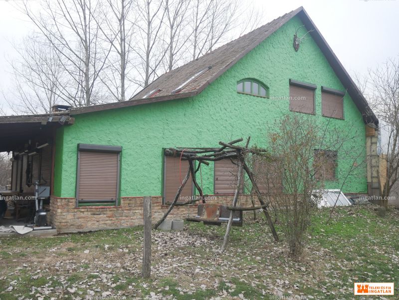 Listing photo