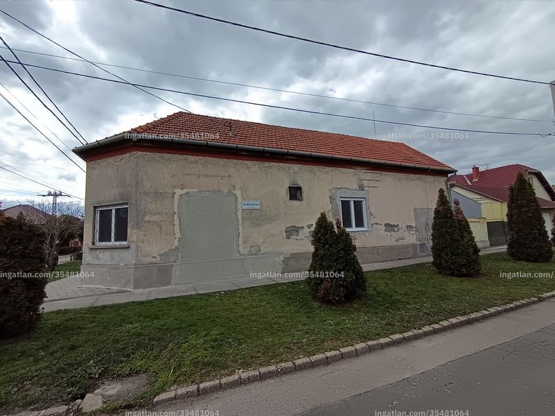 Listing photo