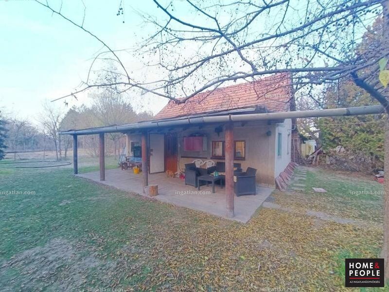 Listing photo