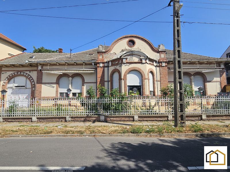 Listing photo