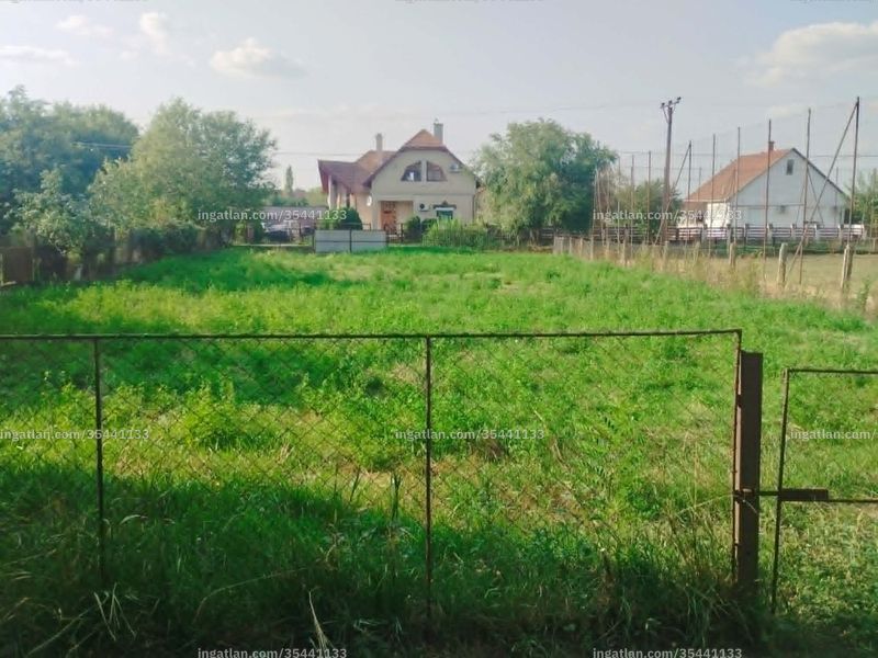 Listing photo