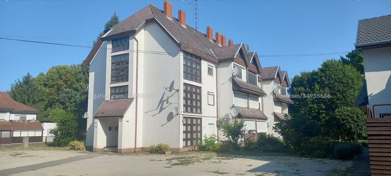 Hirdetés fotója