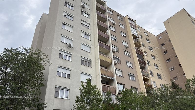 az épület kívülről
