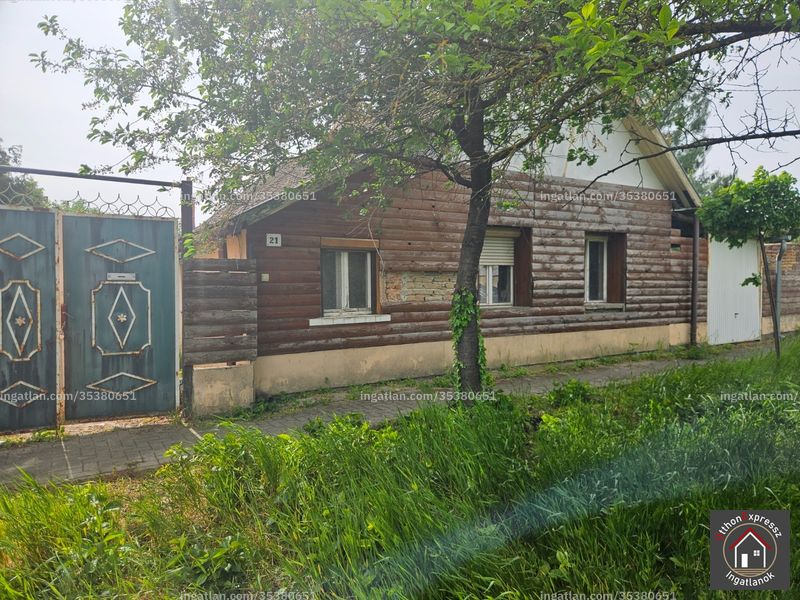 Listing photo