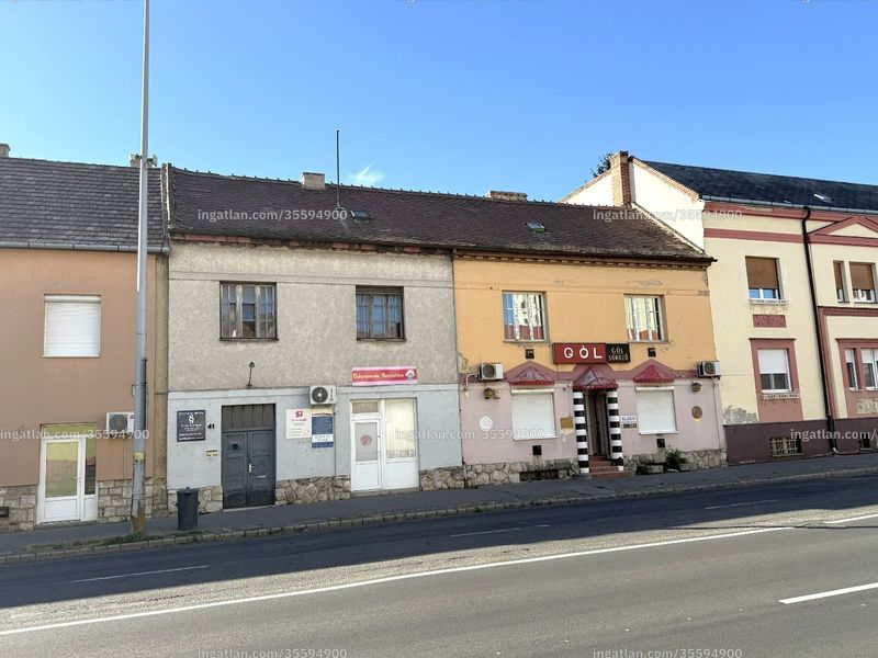 Listing photo