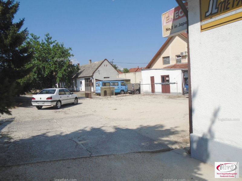 Listing photo