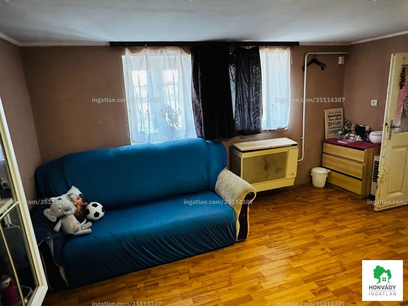 Listing photo