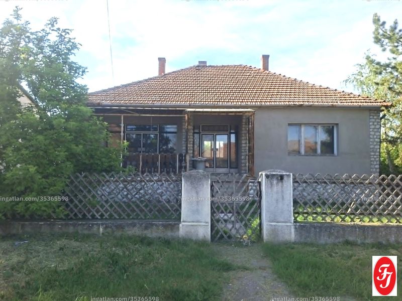 Hirdetés fotója