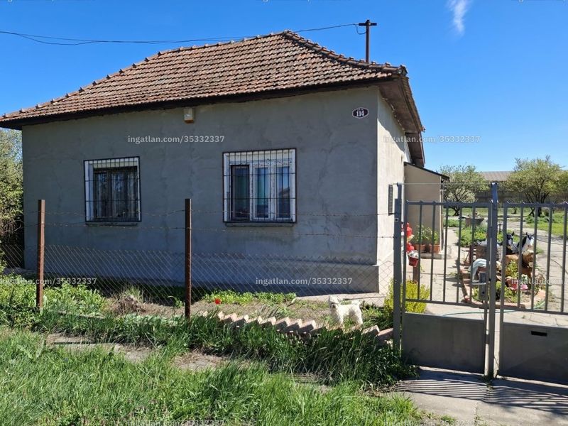 Listing photo