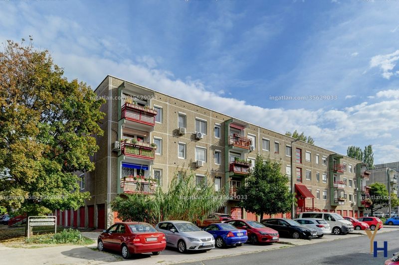 Hirdetés fotója