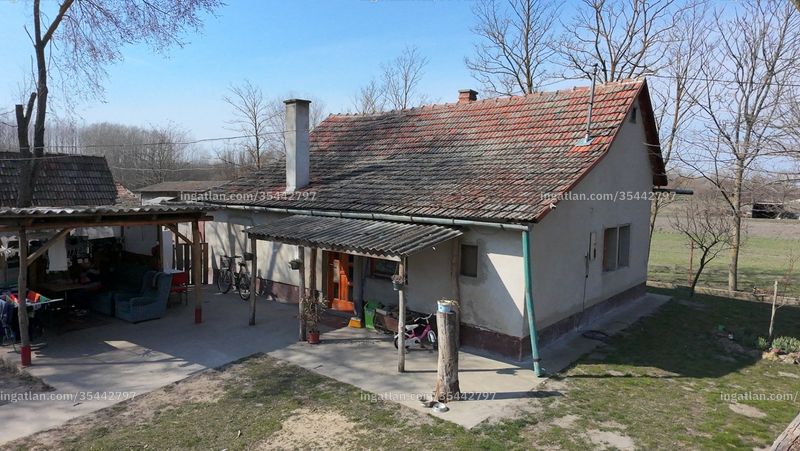 Hirdetés fotója