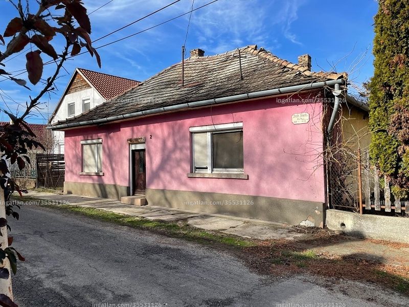 Listing photo