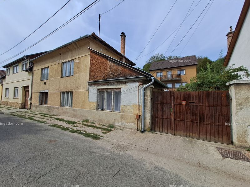 az épület kívülről
