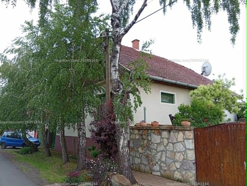 Hirdetés fotója