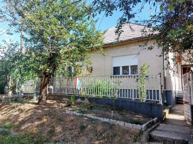 Listing photo