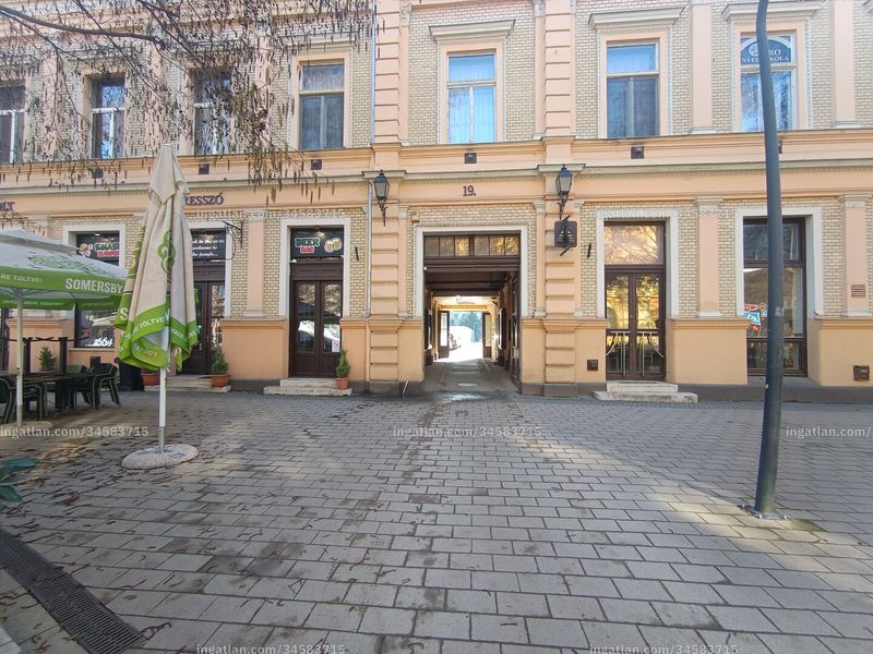 Listing photo