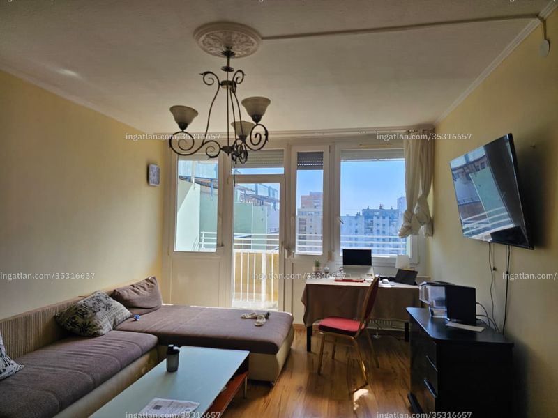 Listing photo