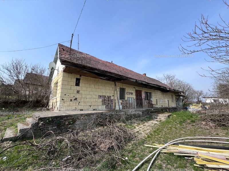 az épület kívülről