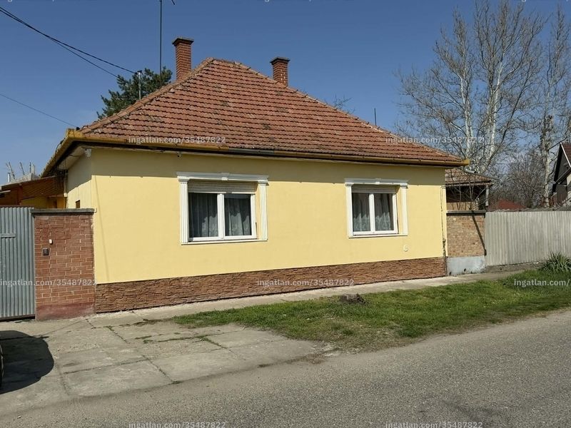 Listing photo