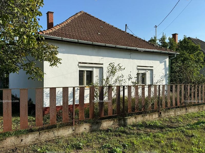 Listing photo