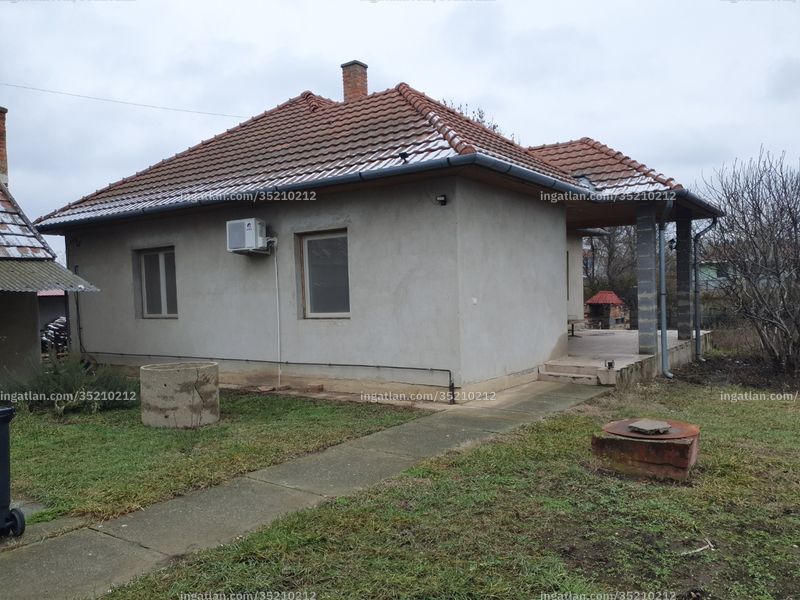 az épület kívülről