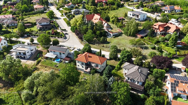 neighborhood