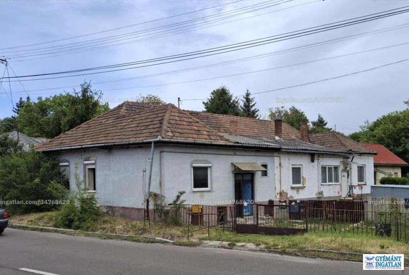 Hirdetés fotója