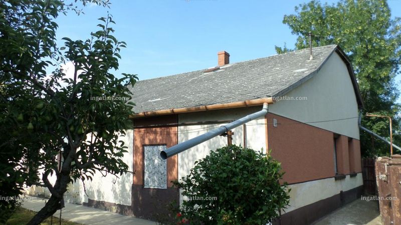 Hirdetés fotója