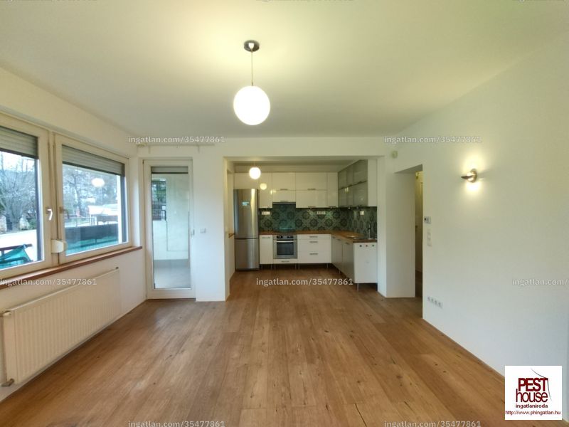 Listing photo