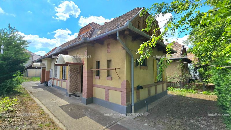 az épület kívülről