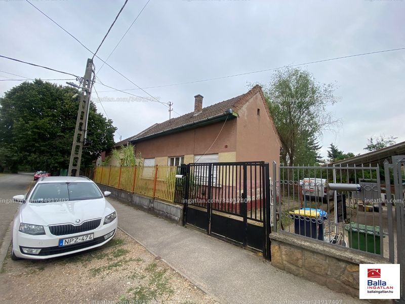 Listing photo