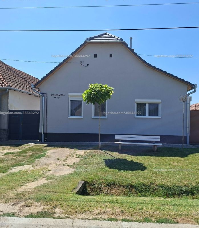 Listing photo