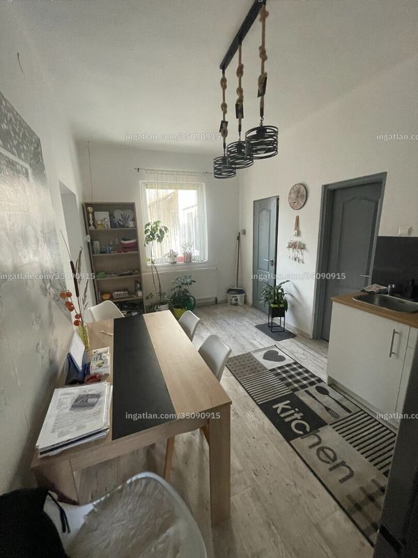 Hirdetés fotója