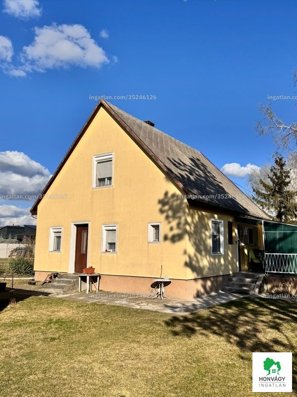 Listing photo
