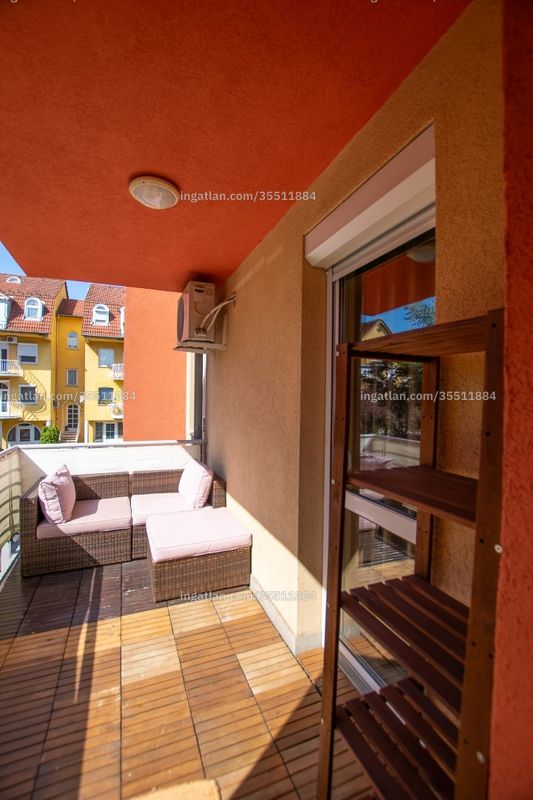 Hirdetés fotója