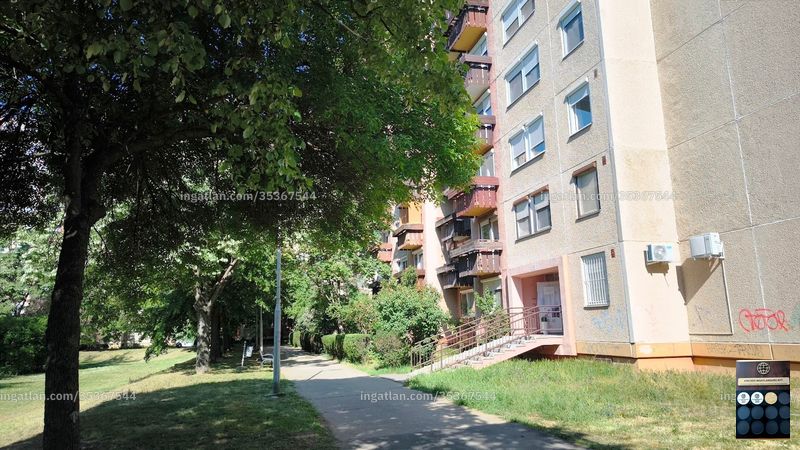 Listing photo