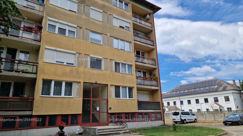 az épület kívülről