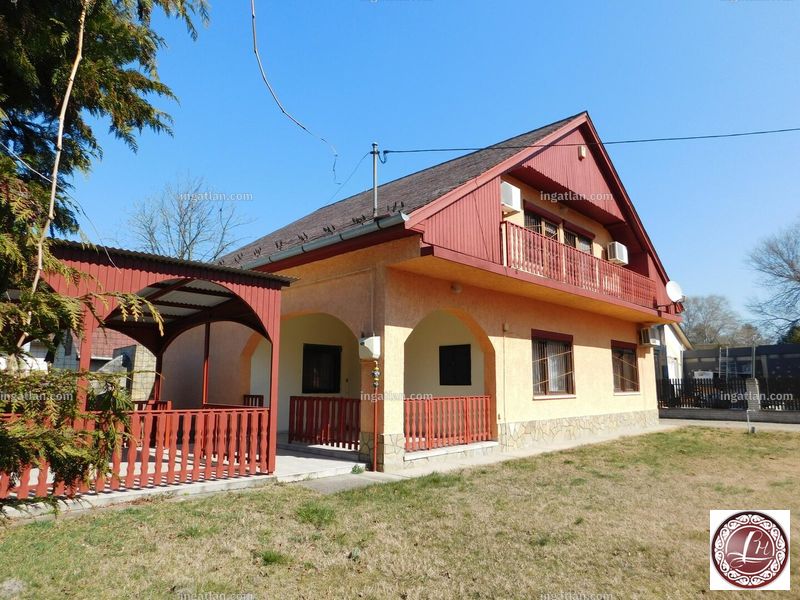 Listing photo