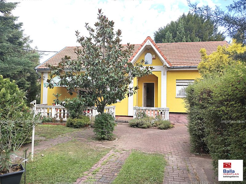 Listing photo