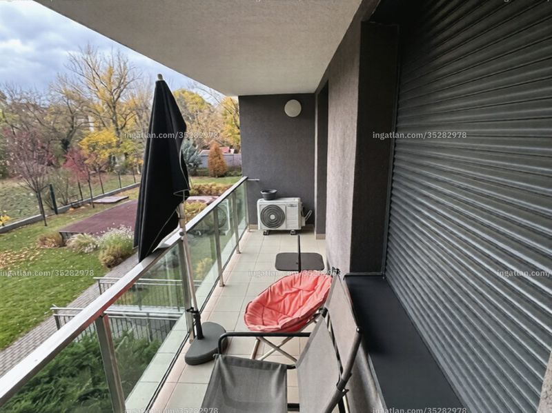 Listing photo