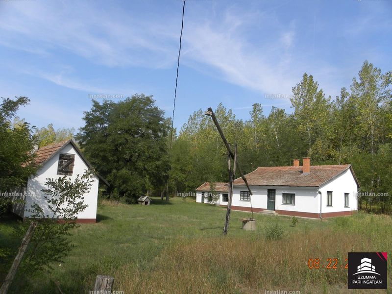 Listing photo