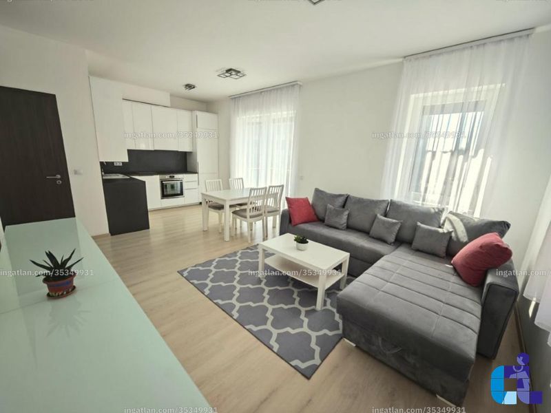 Listing photo