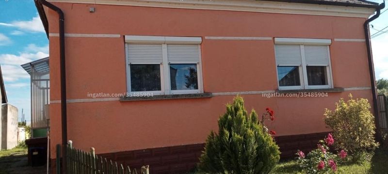 Ingatlan kép
