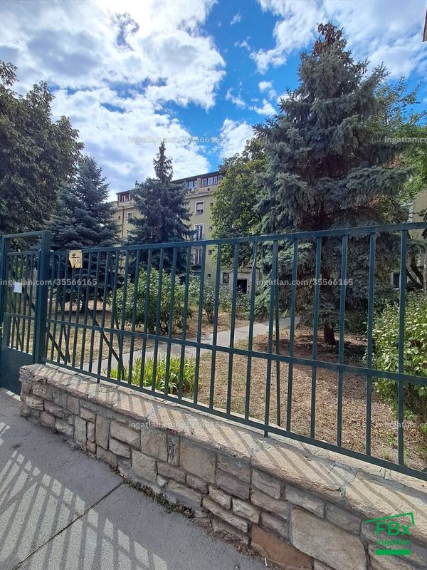 Listing photo