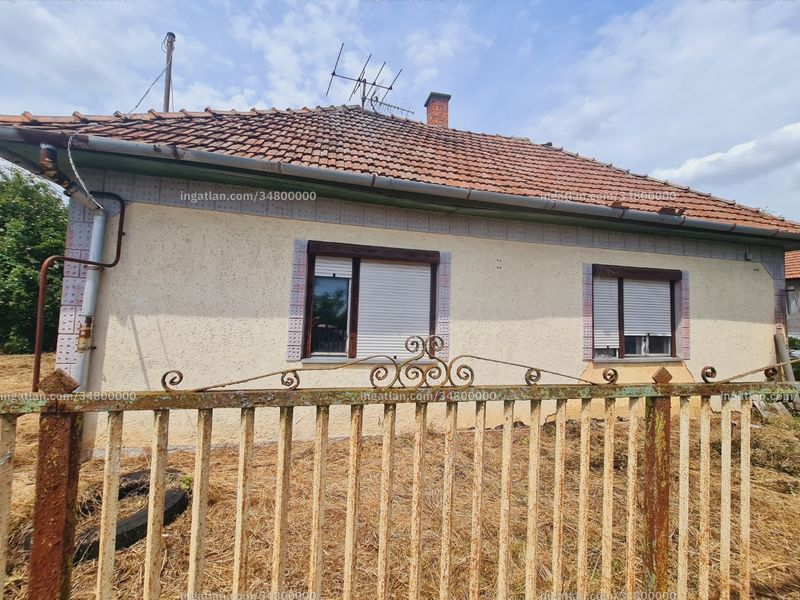 Listing photo